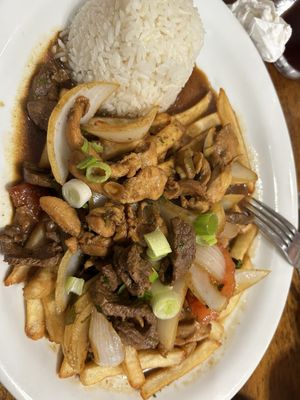 Mily & Lalo Restaurant by null