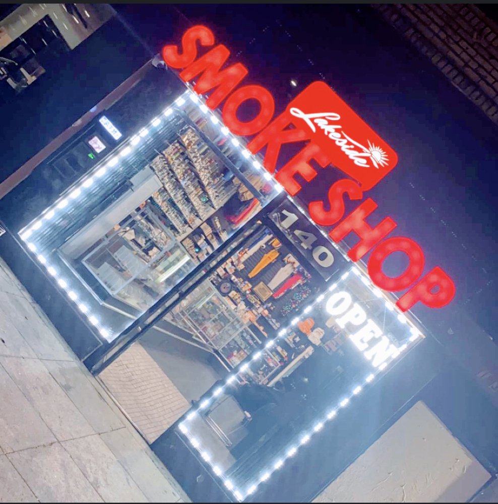 LAKESIDE SMOKE SHOP Updated September 2024 140 14th St, Oakland