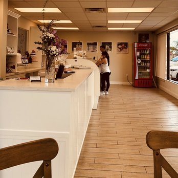 Edda's Cake Designs - Bakeries Near Me - Miami, Florida