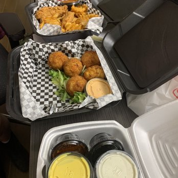 Live Oak - Mac n Cheese bites - Music Venues Near Me - Nashville, Tennessee