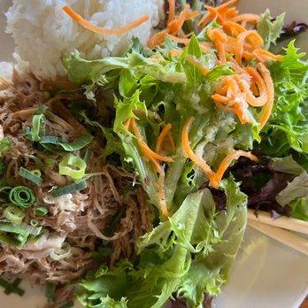 Restaurant 604 - Kalua Pork Plate - Breakfast & Brunch Near Me - Honolulu, Hawaii