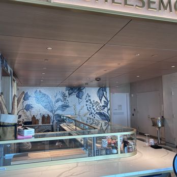 Capital One Lounge at JFK - Opens at noon - Airport Lounges Near Me - Jamaica, New York