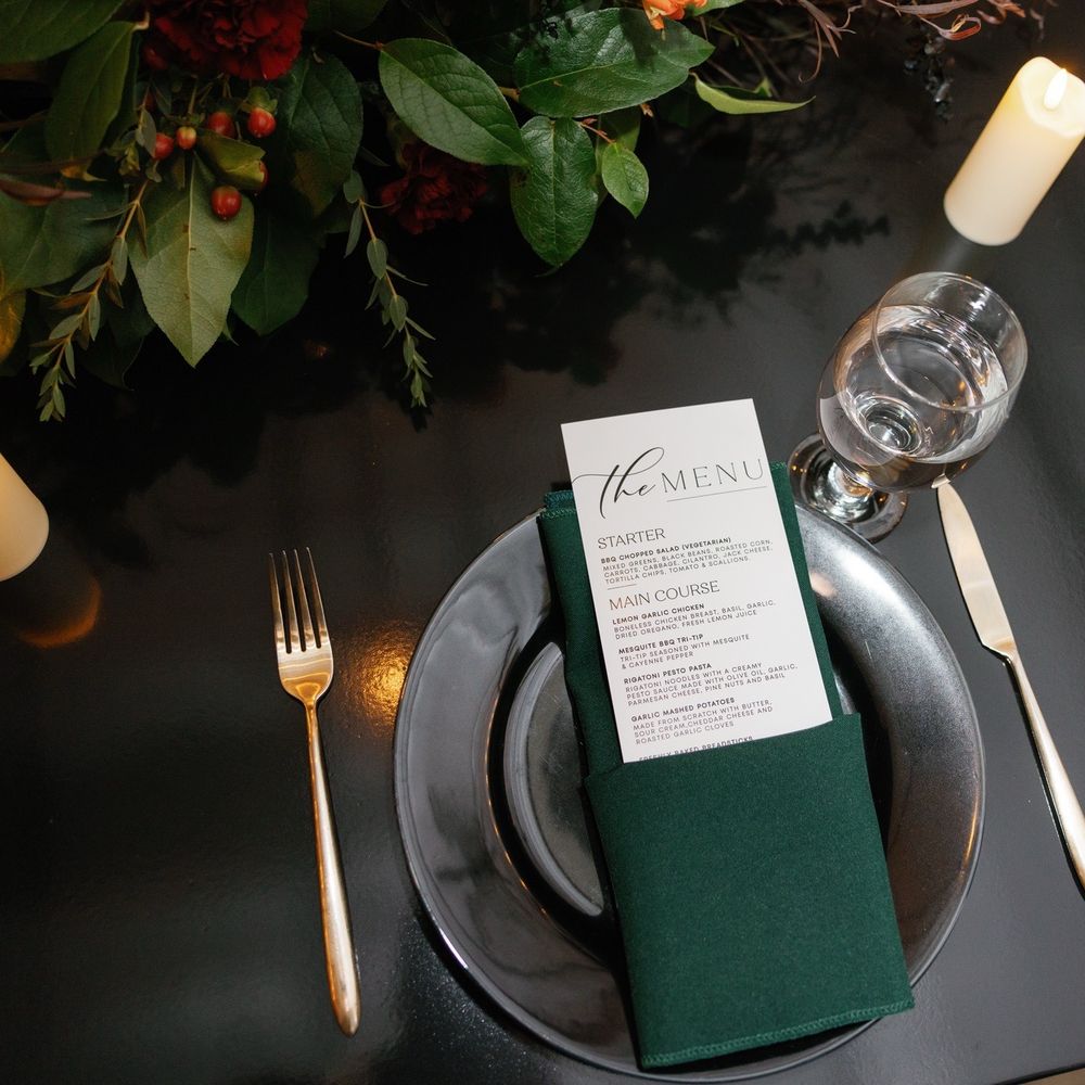 Blomgren Ranch - Black Raven Sweetheart Table and Table Set Up - Venues & Event Spaces Near Me - Santa Clarita, California