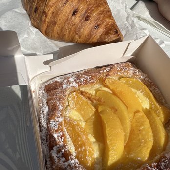 Paris En Rose - Peach pastry and butter croissant - Cafes Near Me - Del Mar, California Paris En Rose - Peach pastry and butter croissant - Cafes Near Me - Del Mar, California