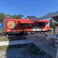 Taqueria Las Tres Berumen