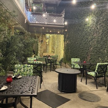 Vyoone's - Courtyard - French Near Me - New Orleans, Louisiana Vyoone's - Courtyard - French Near Me - New Orleans, Louisiana
