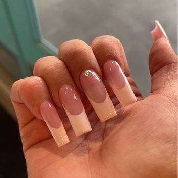 Ame Nail Bar - Nail Salons Near Me - Costa Mesa, California