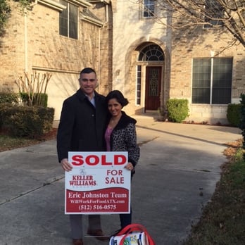 Eric Johnston - Keller Williams Realty - Happy clients & new friends David & Rachel after buying their new Millwood home. - Real Estate Agents Near Me - Austin, Texas