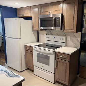 Better Granite Garcia - Inverness Bristol Bay installed - Countertop Installation Near Me - Manassas, Virginia Better Granite Garcia - Inverness Bristol Bay installed - Countertop Installation Near Me - Manassas, Virginia