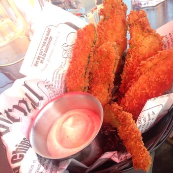 La Boulette - Fried pickles, they are thin thin thin with lots of Panko. Pretty good just wish it was more pickle. - Burgers Near Me - Montreal, Quebec