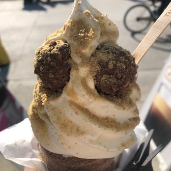 Turn Dough - Bakeries Near Me - Venice, California Turn Dough - Bakeries Near Me - Venice, California