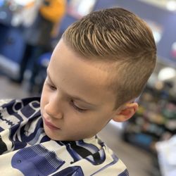 Headliners Barber Shop