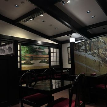 Sushi Sasabune - Sushi Bars Near Me - Honolulu, Hawaii