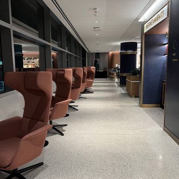 Capital One Lounge at JFK - The lounge - Airport Lounges Near Me - Queens, New York