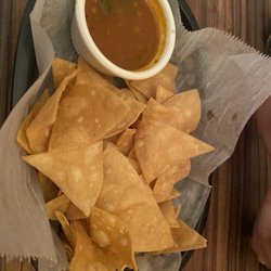 El Paso Restaurant - Chips and salsa