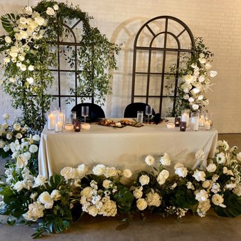 BLOC Venue - Sweetheart Table -love this! - Venues & Event Spaces Near Me - Roseville, California BLOC Venue - Sweetheart Table -love this! - Venues & Event Spaces Near Me - Roseville, California