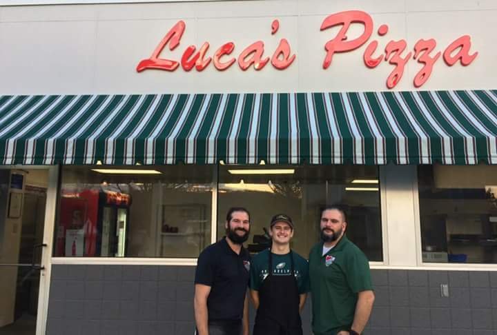 Luca's Pizza Logo