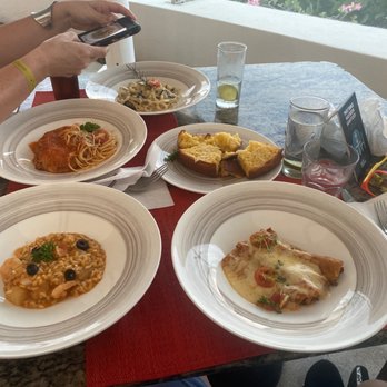 Ciao - Alfredo, chicken parmigiana, risotto with shrimp and scallops, cannelloni di salsiccia - Italian Near Me - Nuevo Vallarta, NAY