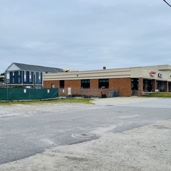 COVA Brewing Company - Dead end (right next to East Beach Shoppes) - DO NOT park in East Beach Shoppes, you will get towed - Coffee & Tea Near Me - Norfolk, Virginia