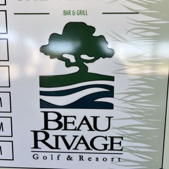 Beau Rivage Golf & Resort - Cafe area with outdoor seating - Golf Near Me - Wilmington, North Carolina Beau Rivage Golf & Resort - Cafe area with outdoor seating - Golf Near Me - Wilmington, North Carolina