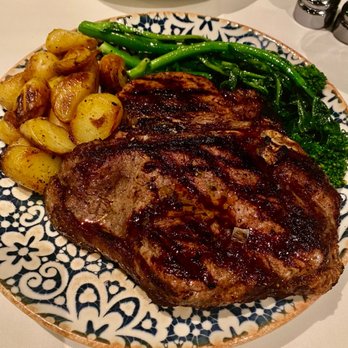 Alba on 53 - Porterhouse - Italian Near Me - Hanover, Massachusetts