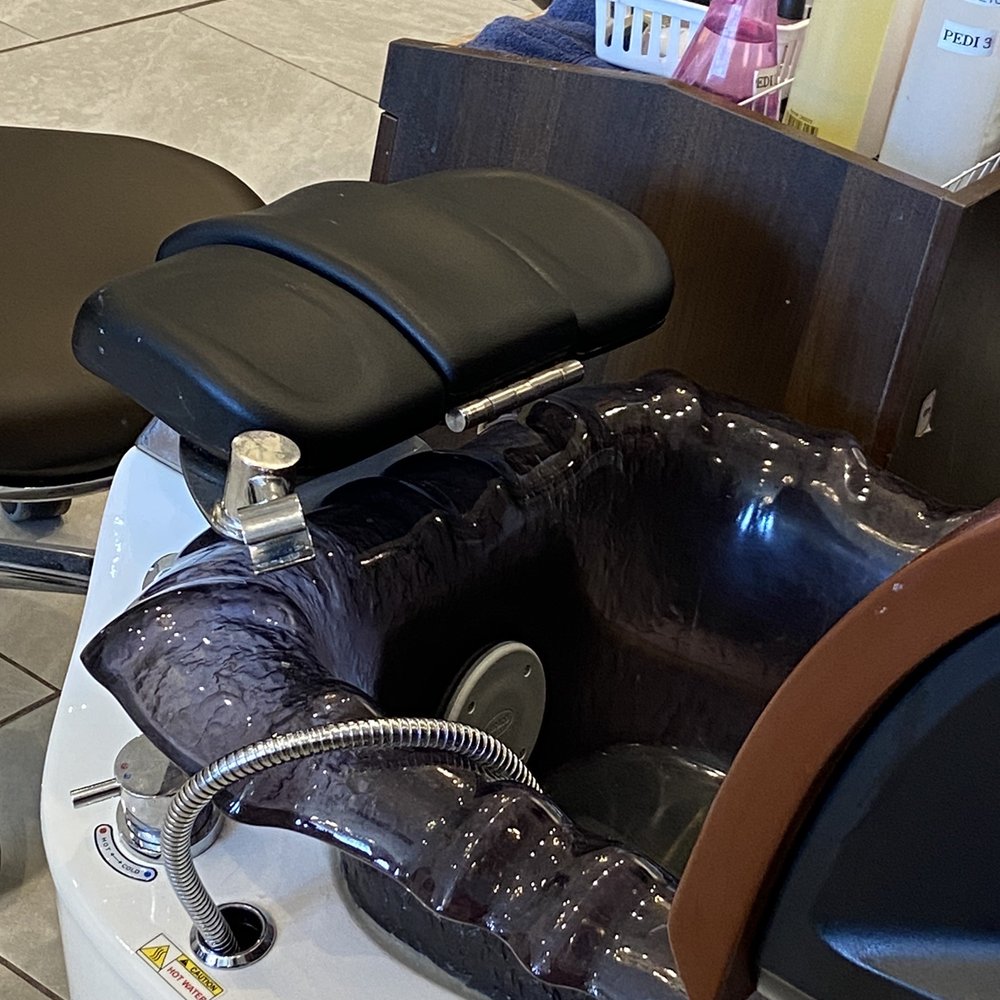 Eastern Spa And Nails - Pedicure chair - Nail Salons Near Me - Albuquerque, New Mexico Eastern Spa And Nails - Pedicure chair - Nail Salons Near Me - Albuquerque, New Mexico