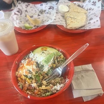 Flaco's Tacos - Al Pastor Bowl and Quesadilla Con Carne (Marinated Steak) - Mexican Near Me - Chicago, Illinois Flaco's Tacos - Al Pastor Bowl and Quesadilla Con Carne (Marinated Steak) - Mexican Near Me - Chicago, Illinois