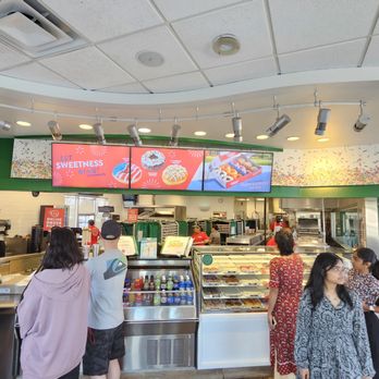 Krispy Kreme - Donuts Near Me - Gardena, California