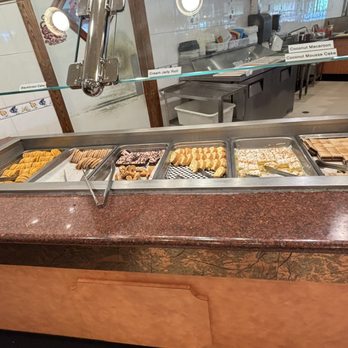 Grand Buffet - Buffets Near Me - Redding, California