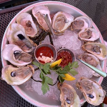 Wence's - $1 oysters on Sundays! - New American Near Me - Pleasant Hill, California