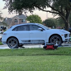 Leeway Mobile Auto Detail - My friend Tommy getting the work done!!