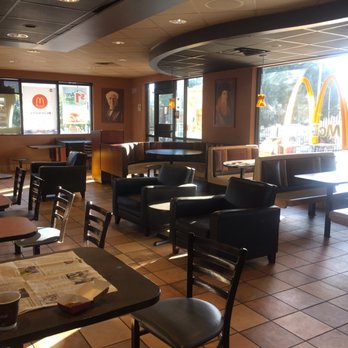 McDonald's - Friday rush dinner time.  One customer! - Burgers Near Me - El Cajon, California
