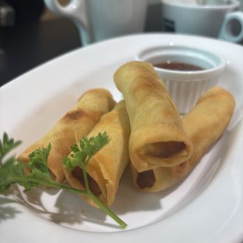 The HideOut Diner - Complimentary spring rolls - Breakfast & Brunch Near Me - Vancouver, British Columbia