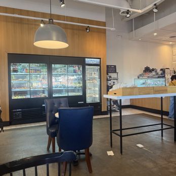 Paris Baguette - Inside - Coffee & Tea Near Me - Garden Grove, California