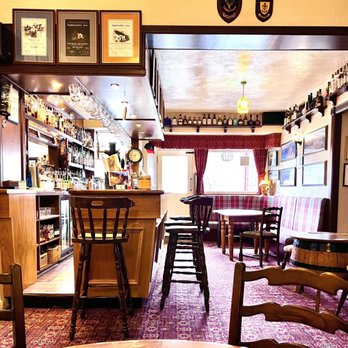 Highlander Inn - Bar - Hotels Near Me - Craigellachie, MRY