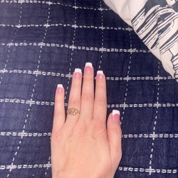 Cool Nails - Sam thing different back ground. I love them!