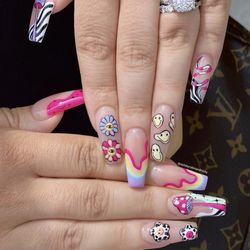 Lovely Nails - Sample