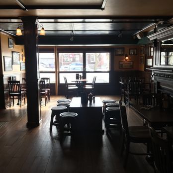 Quigley's Irish Pub - Pubs Near Me - Naperville, Illinois