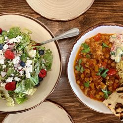 The Abbot Pub - Summer Berry salad with Vegetable jalfrezi