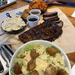 Buckhorn Bar & Grill