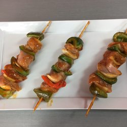Marché Sahara - Brochettes de poulet au miel et moutarde - prêt pour le BBQ