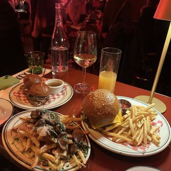 Key Klub - French Dip sliders, fungi fries & double burger - Wine Bars Near Me - San Francisco, California