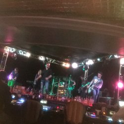 Stage2 at Gold Strike Casino Resort - Super fun night at stage 2 with Nashville band, two way crossing!!
