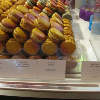 Pierre Hermé - Chocolatiers & Shops Near Me - Paris, 75