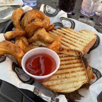 CrossKeys Vineyards - Texas grilled cheese panini with sidewinder fries - Wineries Near Me - Mount Crawford, Virginia CrossKeys Vineyards - Texas grilled cheese panini with sidewinder fries - Wineries Near Me - Mount Crawford, Virginia