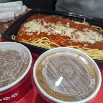 Jollibee - Fast Food Near Me - Los Angeles, California
