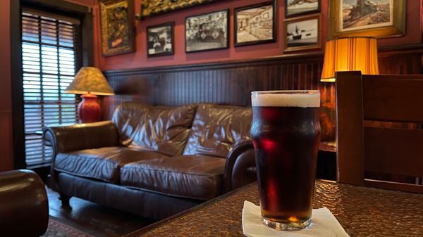 Winston's Pub & Patio by null