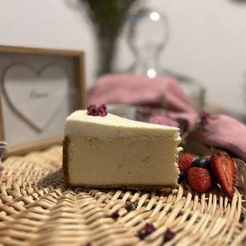 Dessertchu - Colossal Cheesecake - Desserts Near Me - San Leandro, California Dessertchu - Colossal Cheesecake - Desserts Near Me - San Leandro, California