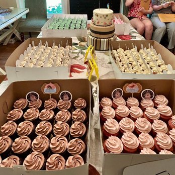Carefree Cakery - Cupcakes Near Me - Amherst, Massachusetts Carefree Cakery - Cupcakes Near Me - Amherst, Massachusetts
