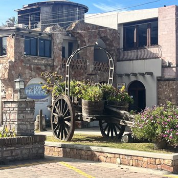 Los Pelícanos - Hotels Near Me - Rosarito, BCN